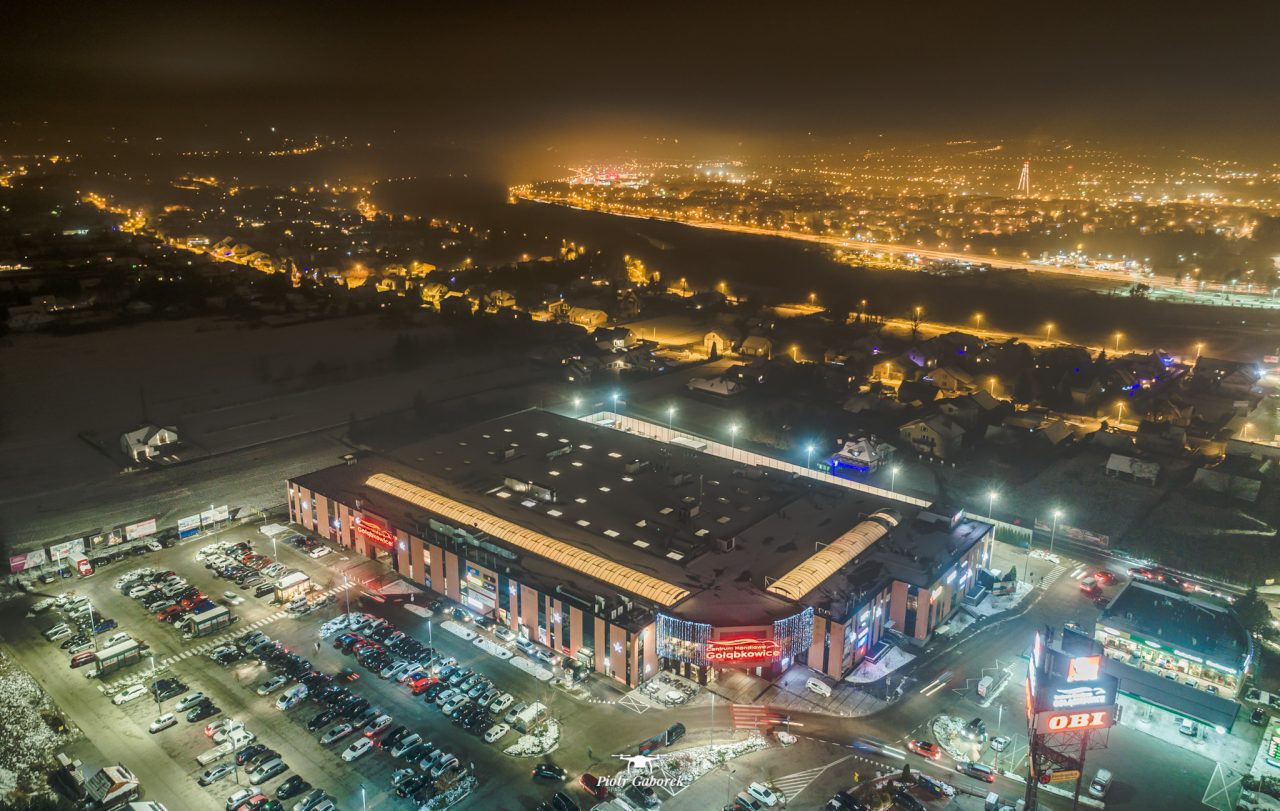 Nowy Sącz, widok z drona. Centrum Handlowe Gołąbkowice