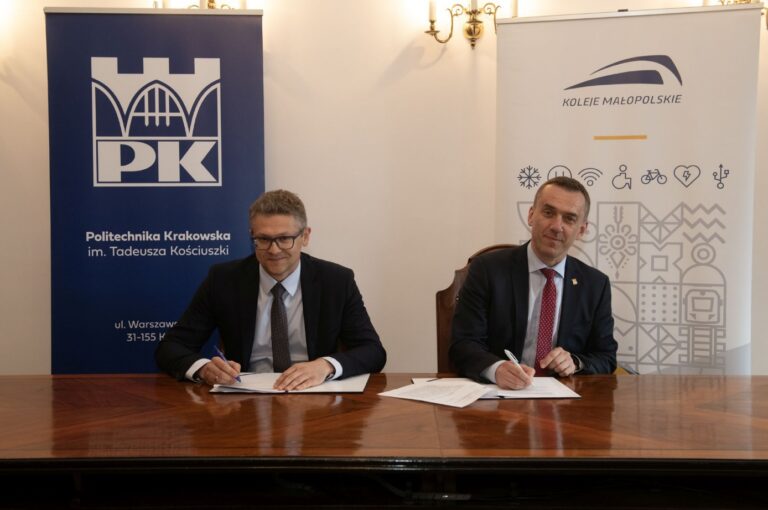 Politechnika Krakowska i Koleje Małopolskie podpisały porozumienie o współpracy na rzecz zrównoważonego transportu w regionie